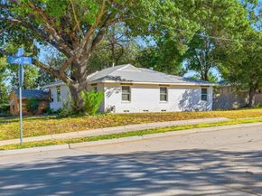 311  Meadowbrook Drive , Arlington Texas 76010