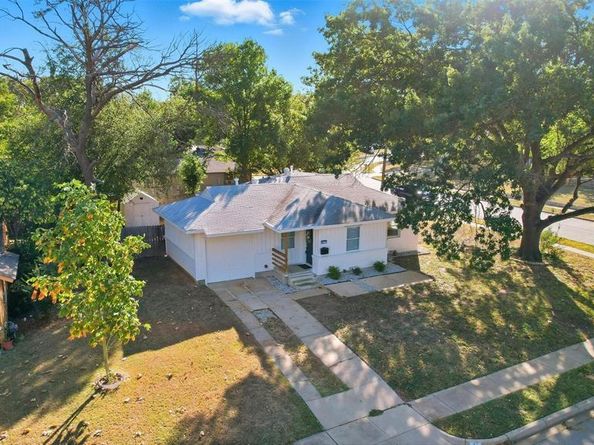 311  Meadowbrook Drive , Arlington Texas 76010