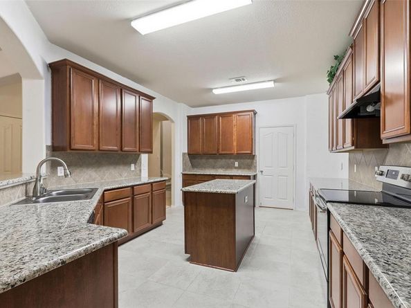 12141  Bellegrove Road , Burleson Texas 76028