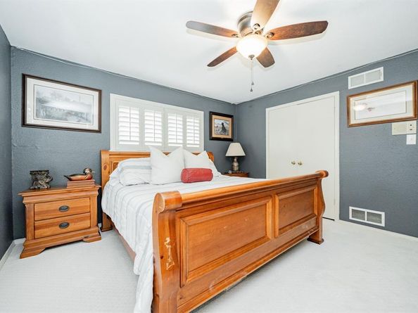 9511  Fallbrook Drive , Dallas Texas 75243