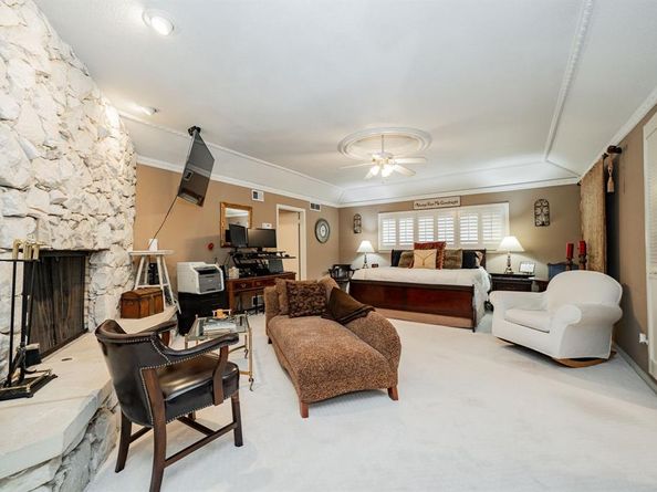 9511  Fallbrook Drive , Dallas Texas 75243