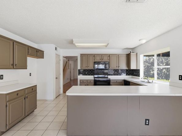 1808  Williams Way Lane , Dallas Texas 75228