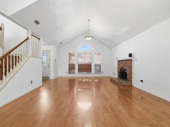 1808  Williams Way Lane , Dallas Texas 75228