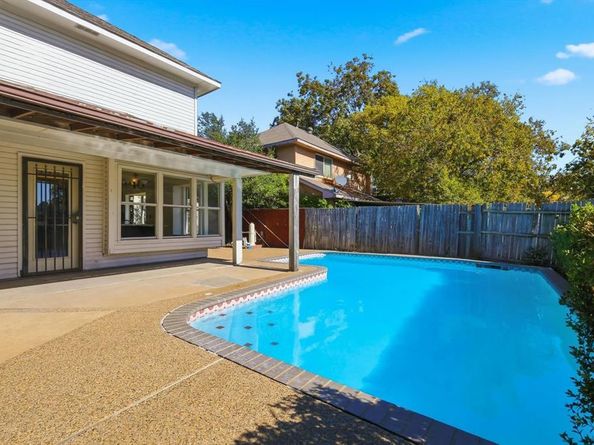 1808  Williams Way Lane , Dallas Texas 75228