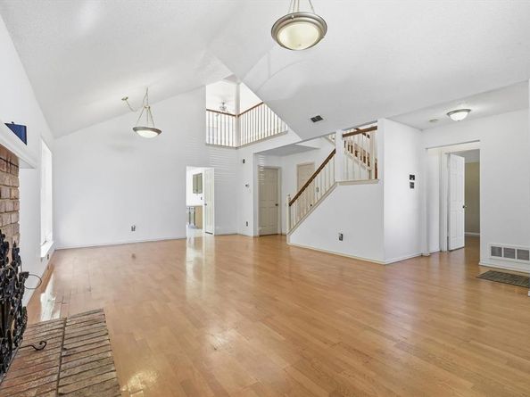 1808  Williams Way Lane , Dallas Texas 75228