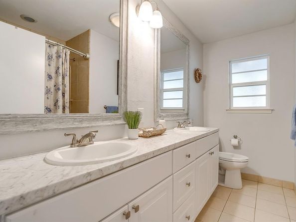 6829  Chickering Road , Fort Worth Texas 76116