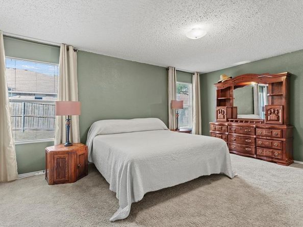 931  Dunkirk Lane , Arlington Texas 76017