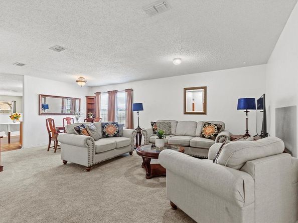 931  Dunkirk Lane , Arlington Texas 76017