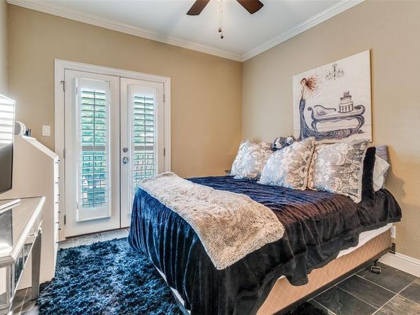 4516  Gilbert Avenue , Dallas Texas 75219