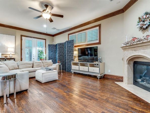 4516  Gilbert Avenue , Dallas Texas 75219