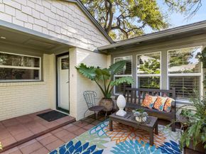 1432  Sylvan Avenue , Dallas Texas 75208