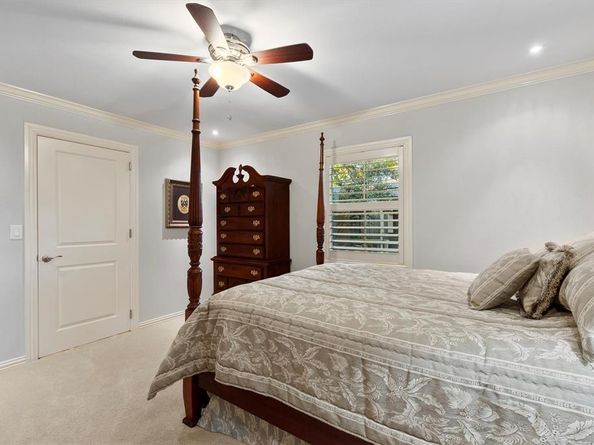 1432  Sylvan Avenue , Dallas Texas 75208