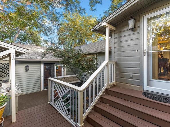 1432  Sylvan Avenue , Dallas Texas 75208