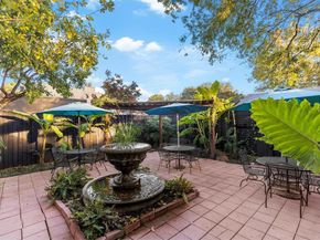 1432  Sylvan Avenue , Dallas Texas 75208