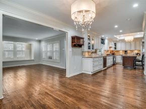 1432  Sylvan Avenue , Dallas Texas 75208