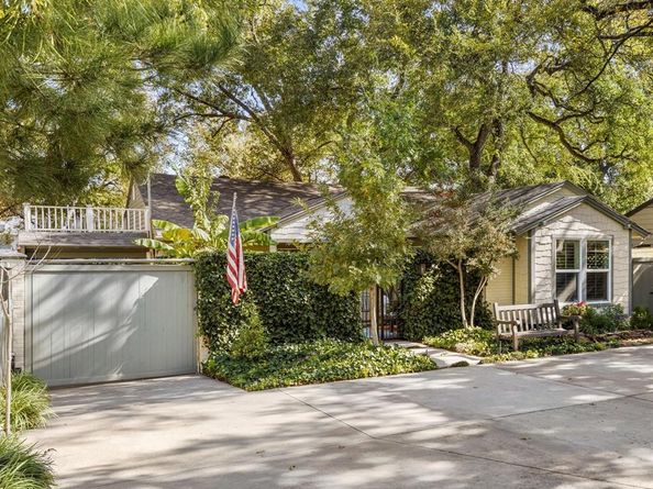 1432  Sylvan Avenue , Dallas Texas 75208