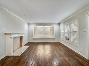 1432  Sylvan Avenue , Dallas Texas 75208