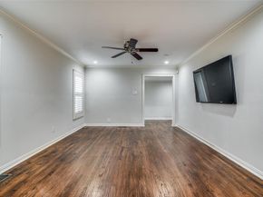 1432  Sylvan Avenue , Dallas Texas 75208