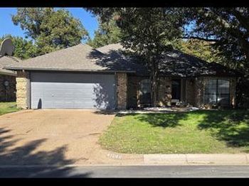 1848  Kings Canyon Circle 