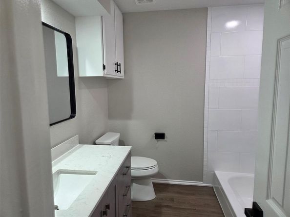 1848  Kings Canyon Circle , Fort Worth Texas 76134