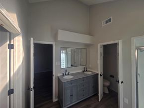 1848  Kings Canyon Circle , Fort Worth Texas 76134