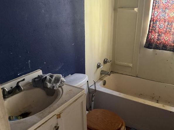 4701  Collins Avenue , Dallas Texas 75210