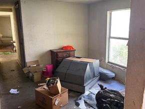 4701  Collins Avenue , Dallas Texas 75210