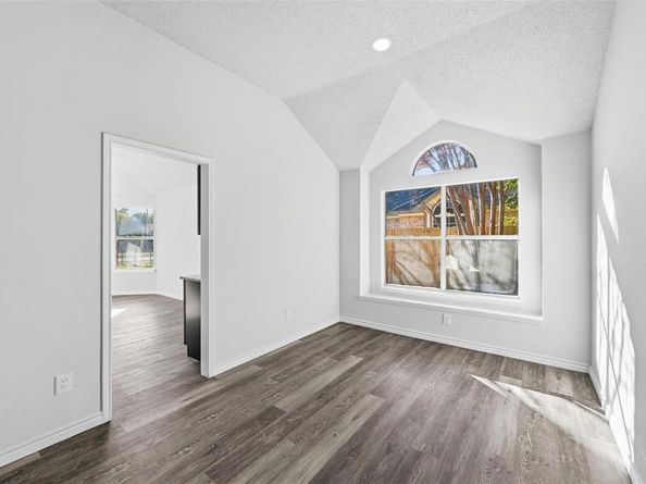 609  Thorton Court , Cedar Hill Texas 75104