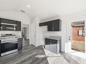 609  Thorton Court , Cedar Hill Texas 75104