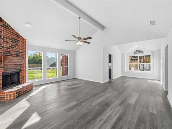 609  Thorton Court , Cedar Hill Texas 75104