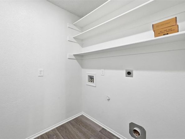 609  Thorton Court , Cedar Hill Texas 75104