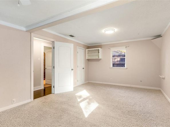 203  Walnut Way , Euless Texas 76039