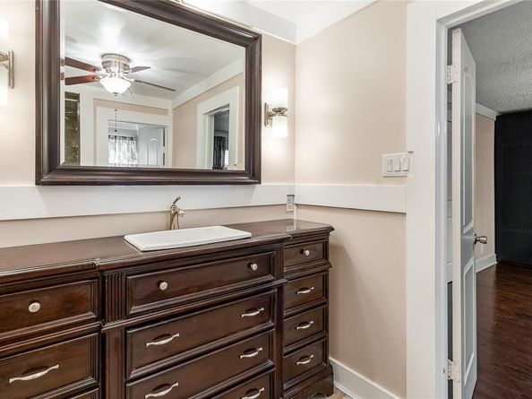 203  Walnut Way , Euless Texas 76039