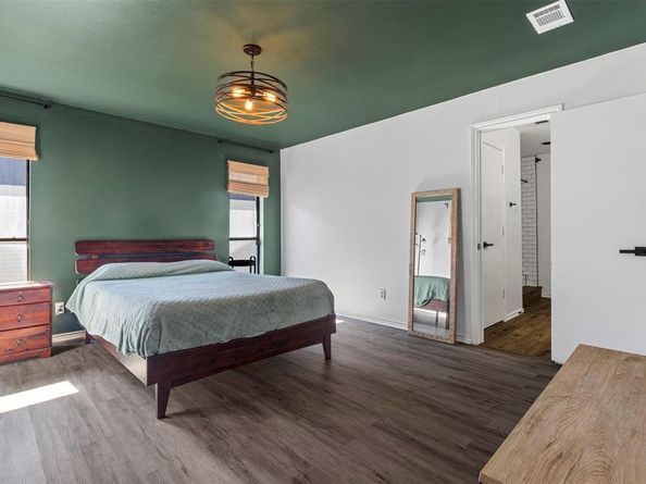 1210  Richland Oaks Drive , Richardson Texas 75081