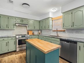 1210  Richland Oaks Drive , Richardson Texas 75081