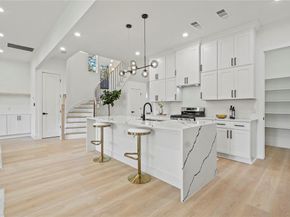 1720  Morris Street , Dallas Texas 75212