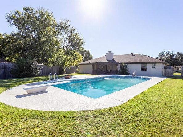 108  Haywood Drive , Benbrook Texas 76126