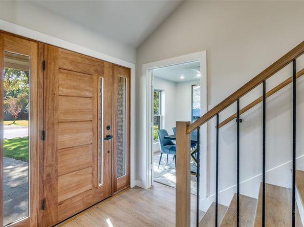 7761  La Cosa Drive , Dallas Texas 75248