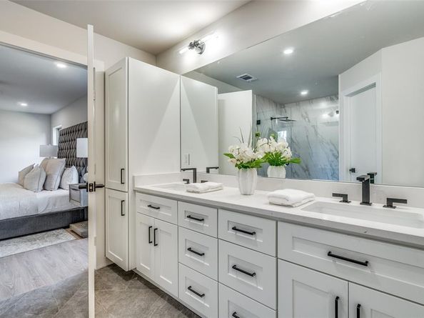 7761  La Cosa Drive , Dallas Texas 75248