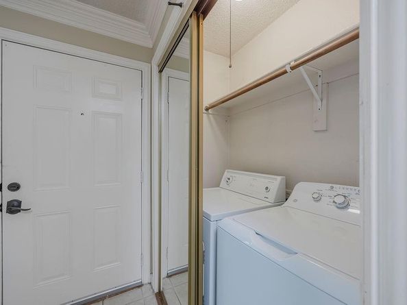 2200 E Trinity Mills Road  214, Carrollton Texas 75006