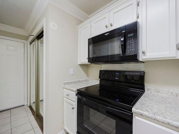 2200 E Trinity Mills Road  214, Carrollton Texas 75006