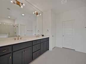 336  Nursery Lane , Fort Worth Texas 76114