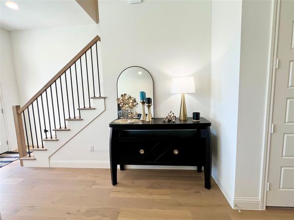 336  Nursery Lane , Fort Worth Texas 76114