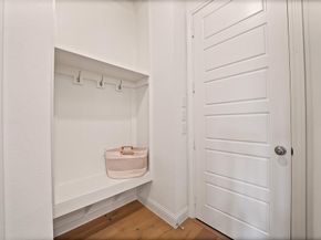 336  Nursery Lane , Fort Worth Texas 76114