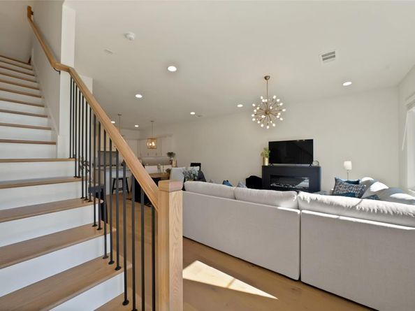 336  Nursery Lane , Fort Worth Texas 76114