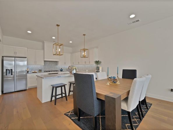 336  Nursery Lane , Fort Worth Texas 76114