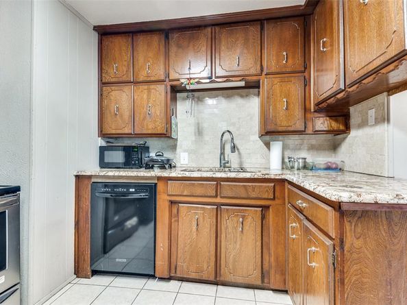 2907  Fir Park , Richland Hills Texas 76118