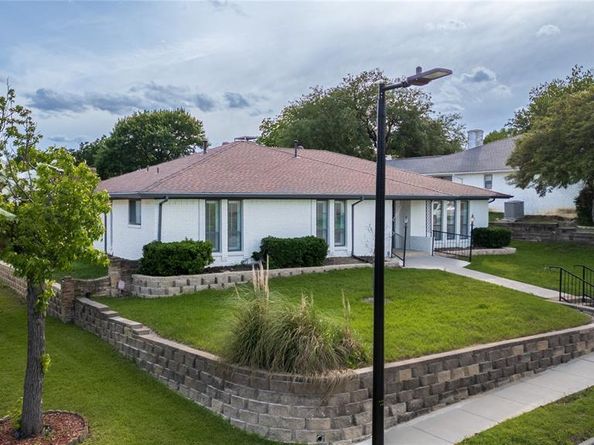 3217  Oak Hill Drive , Garland Texas 75043