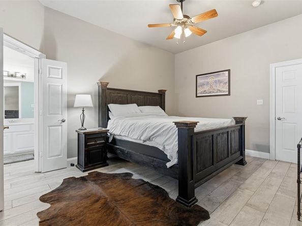 1116  Wilderness Trail , Crowley Texas 76036