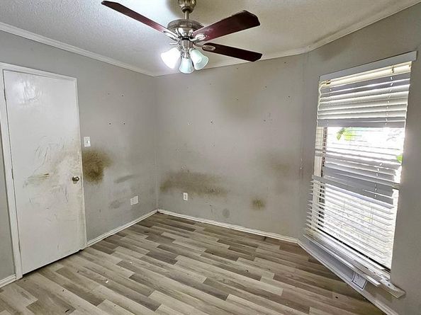 404  Lemon Drive , Arlington Texas 76018